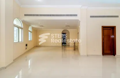 Apartment - 2 Bedrooms - 2 Bathrooms for rent in Najma Street - Najma - Doha