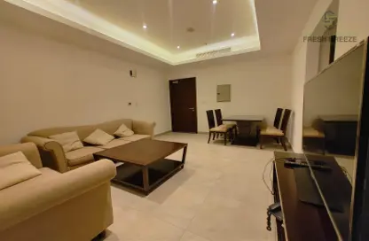Apartment - 2 Bedrooms - 2 Bathrooms for rent in Umm Ghuwalina - Umm Ghuwailina - Doha