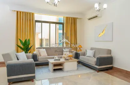 فيلا - 6 غرف نوم - 4 حمامات للبيع في الوكير - الوكير - الوكرة