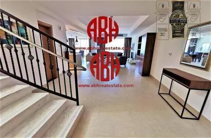 Penthouse - 2 Bedrooms - 3 Bathrooms for rent in Viva West - Viva Bahriyah - The Pearl Island - Doha