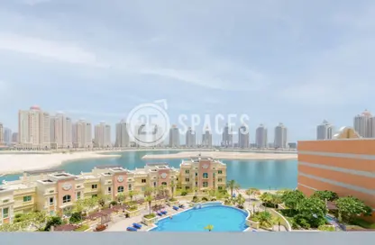 Apartment - 3 Bedrooms - 4 Bathrooms for sale in Viva East - Viva Bahriyah - The Pearl Island - Doha