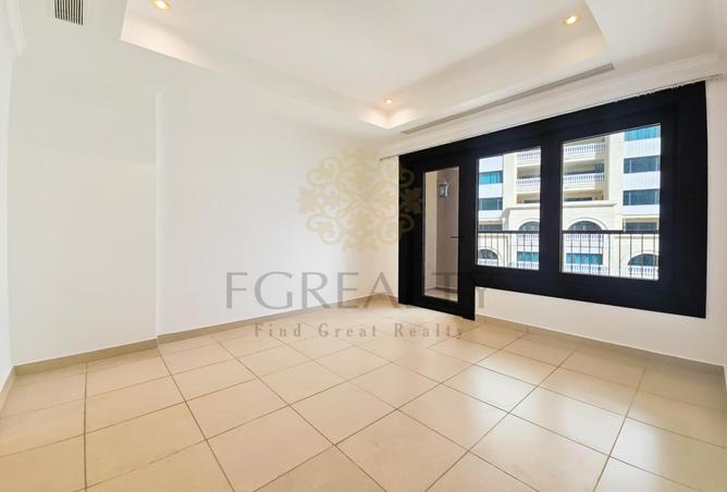 1005831 - Property Image 2