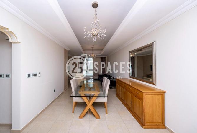 925842 - Property Image 2