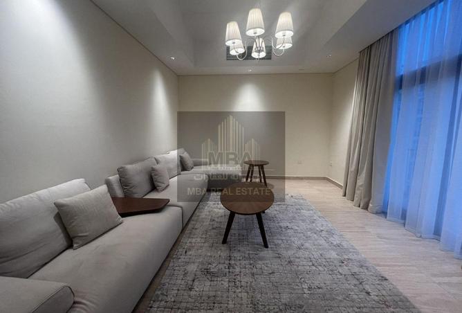 899787 - Property Image 2