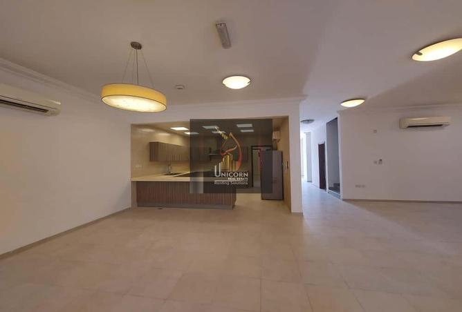 937120 - Property Image 3