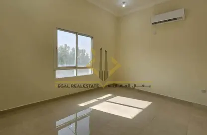 Apartment - 2 Bedrooms - 2 Bathrooms for rent in Al Dafna - Al Dafna - Doha