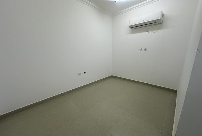 936574 - Property Image 2