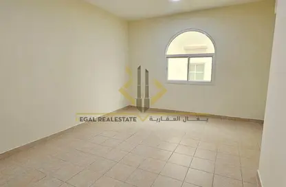 شقة - 3 غرف نوم - 3 حمامات للايجار في الدوحة الجديدة - الدوحة