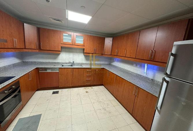 907848 - Property Image 3