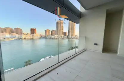 Apartment - 2 Bedrooms - 4 Bathrooms for rent in Gewan Island - The Pearl Island - Doha