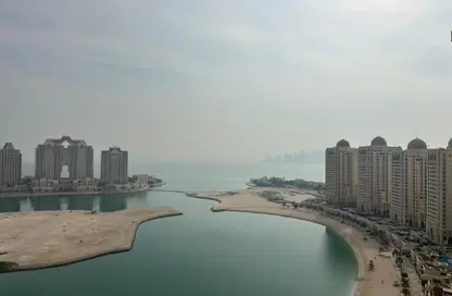 Penthouse - 7 Bedrooms - 7+ Bathrooms for rent in Viva West - Viva Bahriyah - The Pearl Island - Doha