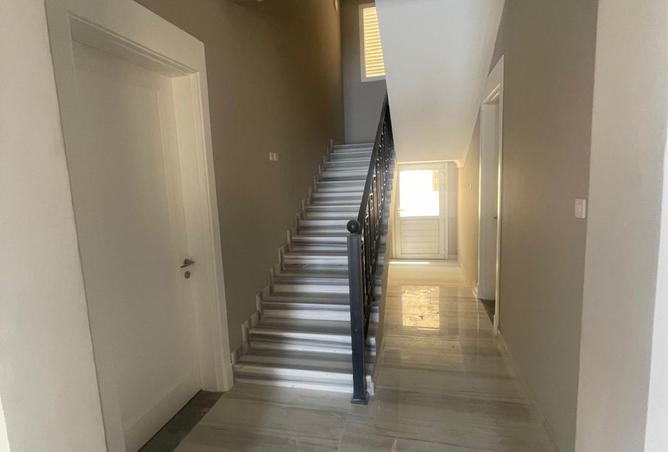 948392 - Property Image 3