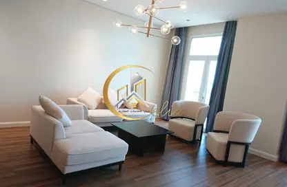 Apartment - 2 Bedrooms - 4 Bathrooms for rent in Floresta Gardens - Floresta Gardens - The Pearl Island - Doha