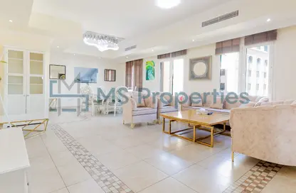 Apartment - 3 Bedrooms - 4 Bathrooms for rent in West Porto Drive - Porto Arabia - The Pearl Island - Doha