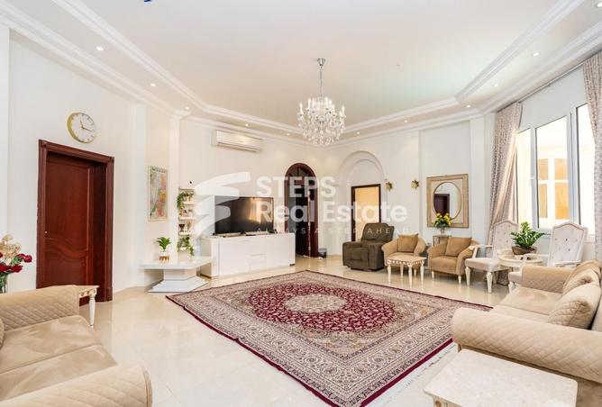 965655 - Property Image 3