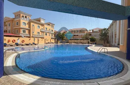 مجمع سكني - 4 غرف نوم - 5 حمامات للايجار في شارع  بو هامو - أبو هامور - الدوحة