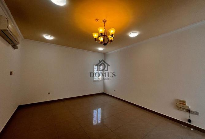 947199 - Property Image 2