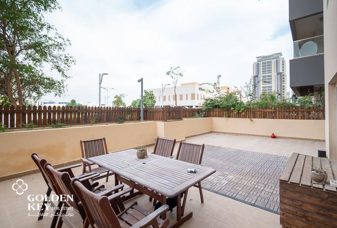 988523 - Property Main Image