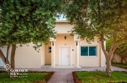Villa - 4 Bedrooms - 5 Bathrooms for rent in West Gate - West Bay Lagoon - Doha
