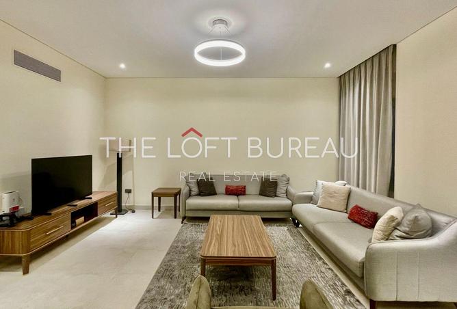 895667 - Property Image 2