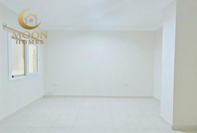 978308 - Property Image 3