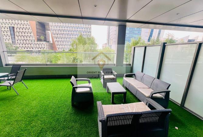 987467 - Property Image 3