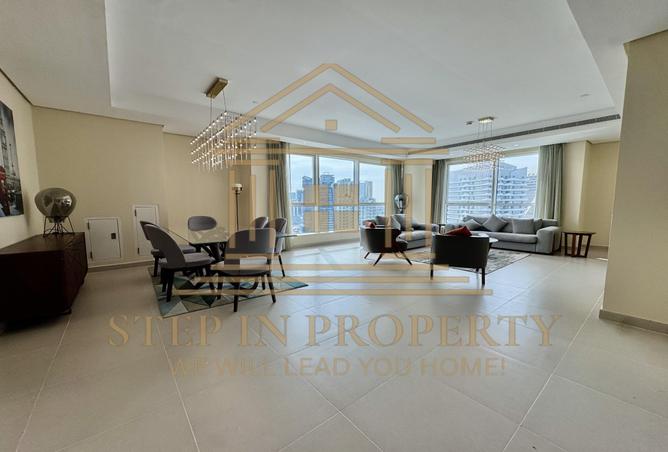 987551 - Property Image 2