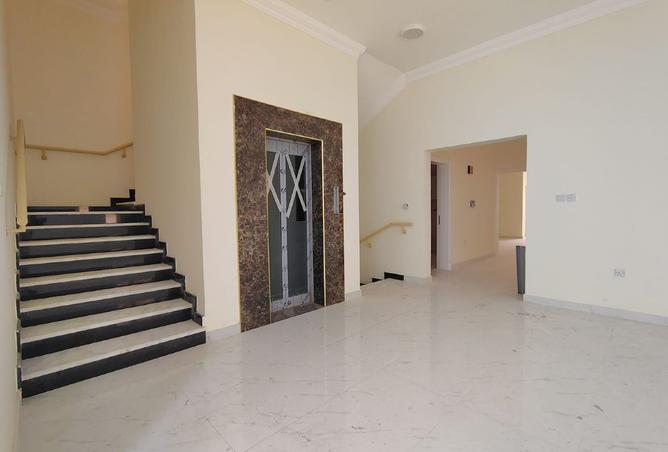 999567 - Property Image 3