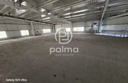 Warehouse - Studio - 6 Bathrooms for rent in East Industrial Street - Birkat Al Awamer - Al Wakra