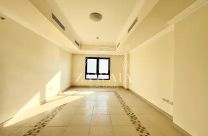Apartment - 1 Bedroom - 2 Bathrooms for rent in East Porto Drive - Porto Arabia - The Pearl Island - Doha