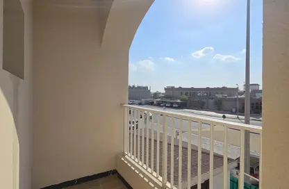شقة - غرفة نوم - 1 حمام للايجار في شارع العزيزة - العزيزية - الدوحة