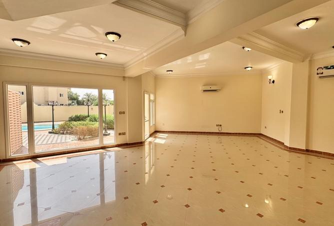 939700 - Property Main Image