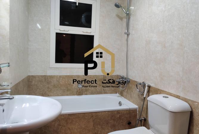 912591 - Property Image 2