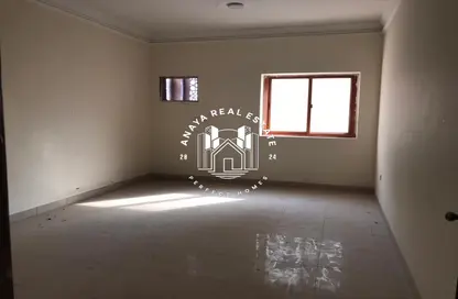 Apartment - 3 Bedrooms - 3 Bathrooms for rent in Fereej Bin Mahmoud North - Fereej Bin Mahmoud - Doha