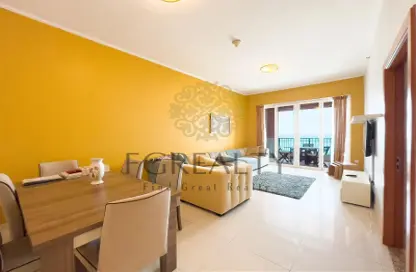 Apartment - 2 Bedrooms - 2 Bathrooms for sale in Viva East - Viva Bahriyah - The Pearl Island - Doha