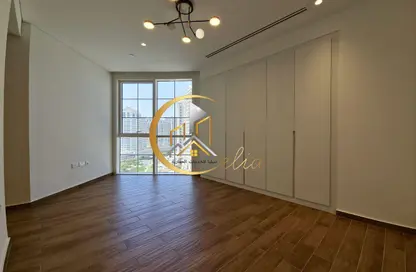 Apartment - 2 Bedrooms - 3 Bathrooms for rent in Floresta Gardens - The Pearl Island - Doha