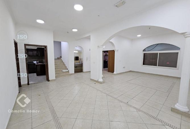 991386 - Property Image 3