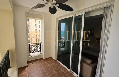 Apartment - Studio - 1 Bathroom for rent in Viva West - Viva Bahriyah - The Pearl Island - Doha
