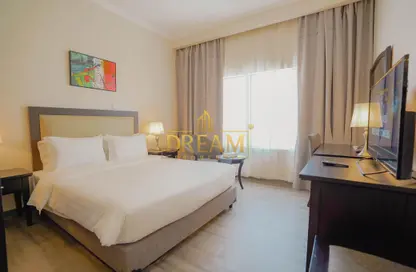 Apartment - Studio - 1 Bathroom for rent in West Bay - Doha