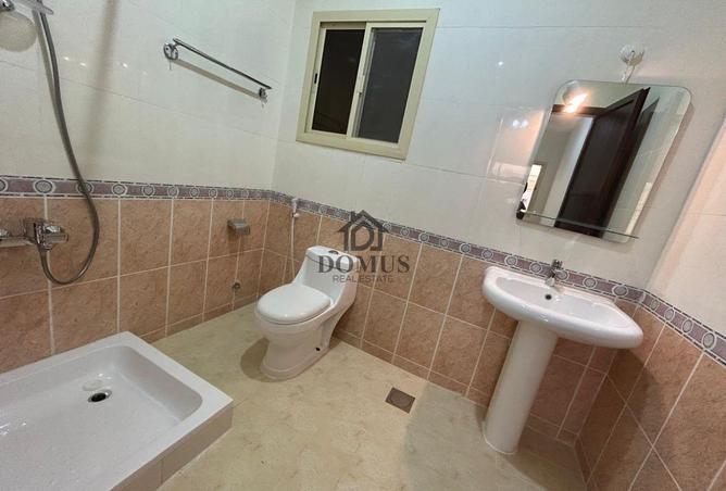 951710 - Property Image 2