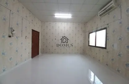 Apartment - Studio - 1 Bathroom for rent in Thabit Bin Zaid Street - Al Mansoura - Doha