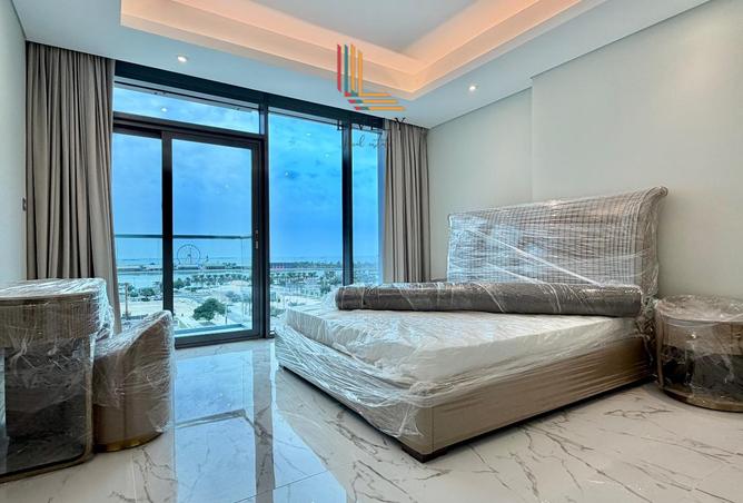 988832 - Property Image 3