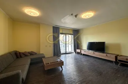 Living Room image for: Apartment - 1 Bedroom - 2 Bathrooms for rent in Al Mansoura - Al Mansoura - Doha, Image 1