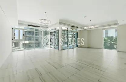 Apartment - 3 Bedrooms - 5 Bathrooms for rent in Gewan Island - The Pearl Island - Doha