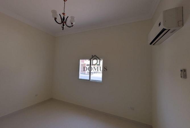 915475 - Property Image 3