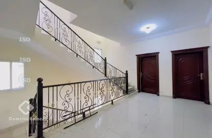 Compound - 6 Bedrooms - 4 Bathrooms for rent in Umm Al Seneem Street - Ain Khaled - Doha