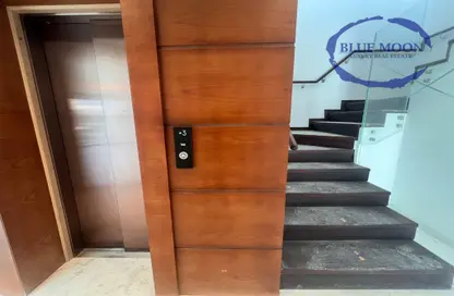 Apartment - 4 Bedrooms - 6 Bathrooms for rent in Gewan Island - The Pearl Island - Doha