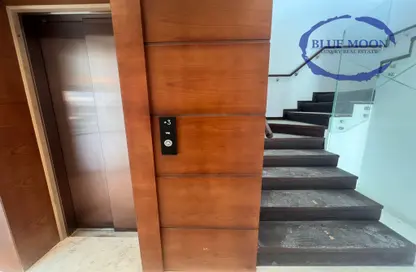 Apartment - 4 Bedrooms - 6 Bathrooms for rent in Gewan Island - The Pearl Island - Doha