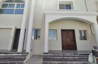 Apartment - 1 Bedroom - 1 Bathroom for rent in Izghawa - Izghawa - Doha