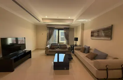 Apartment - 1 Bedroom - 2 Bathrooms for rent in West Porto Drive - Porto Arabia - The Pearl Island - Doha
